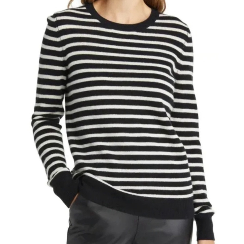Theory Women's Sweater size Small White/ Blue Cotton Blend Office Career Casual